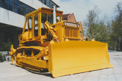 金沙9159游乐场推土机累计销量突破2000台；；被国家经贸部批准为收支口自营权企业。