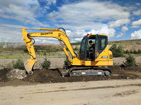 70724b16662749f5aefbcfa8a3645455